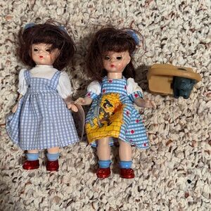 Dorothy Madame Alexander doll Wizard of Oz McDonald’s happy meal toy